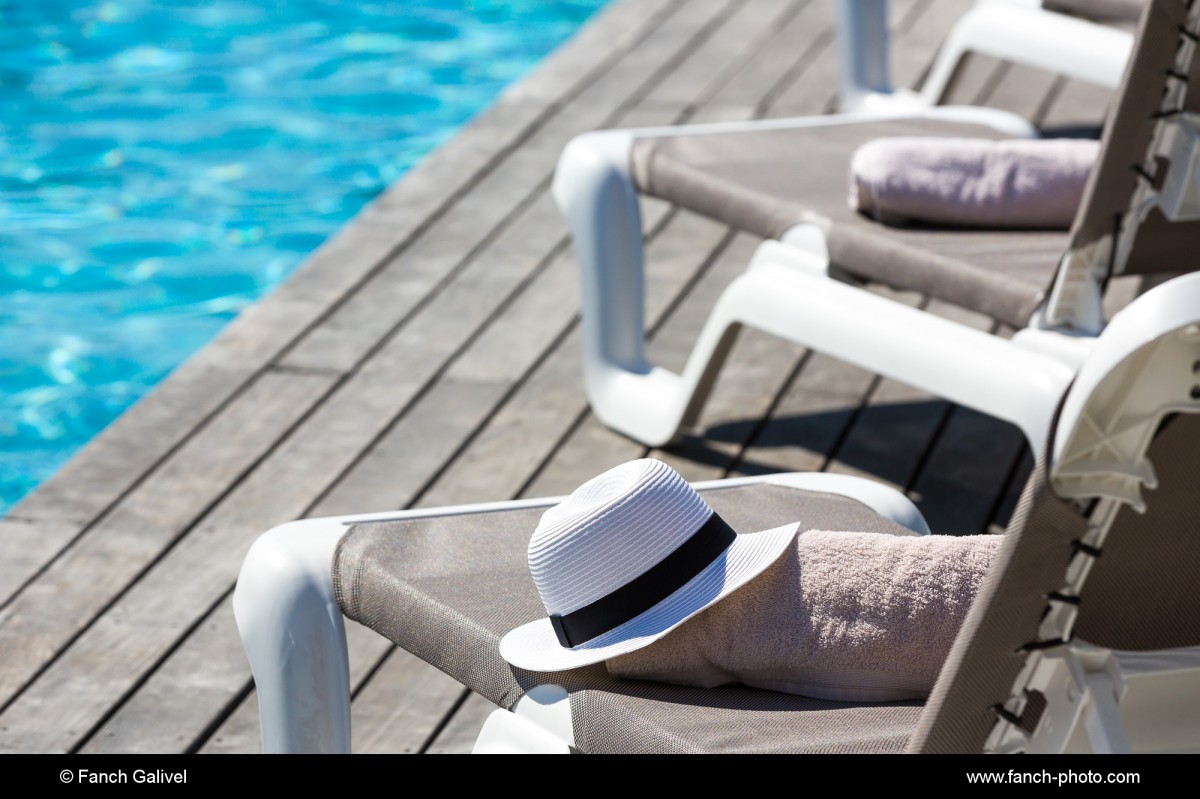 Piscine extérieur _ Hôtel le Tumulus à Carnac