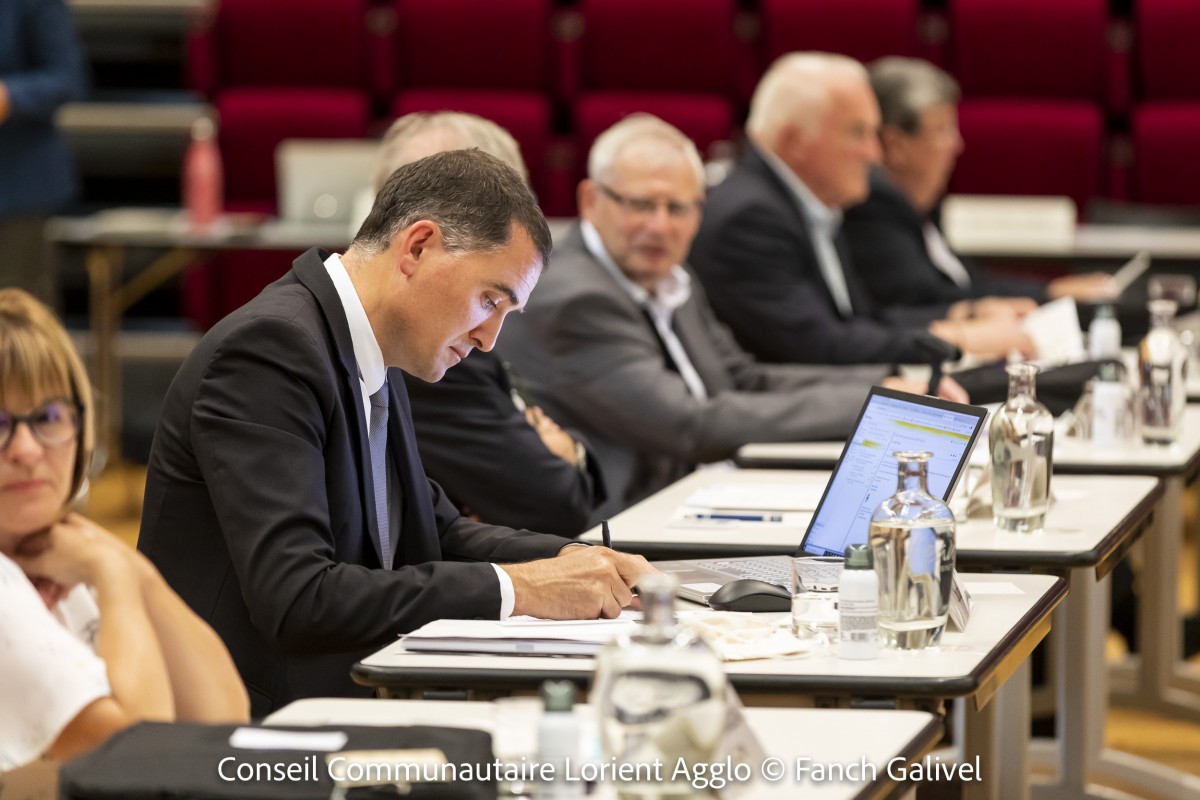 Installation du conseil communautaire de Lorient Agglo.