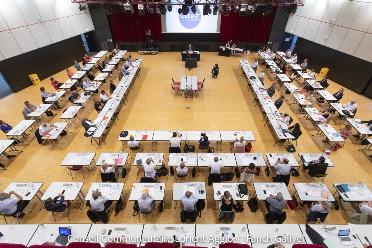 Installation du conseil communautaire de Lorient Agglo.
