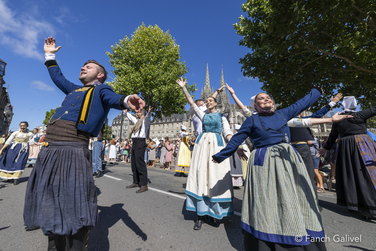 Eostiged Ar Stangala, cercle de Kerfeunteun à Quimper  _ Festival de Cornouaille 2022 _ Quimper