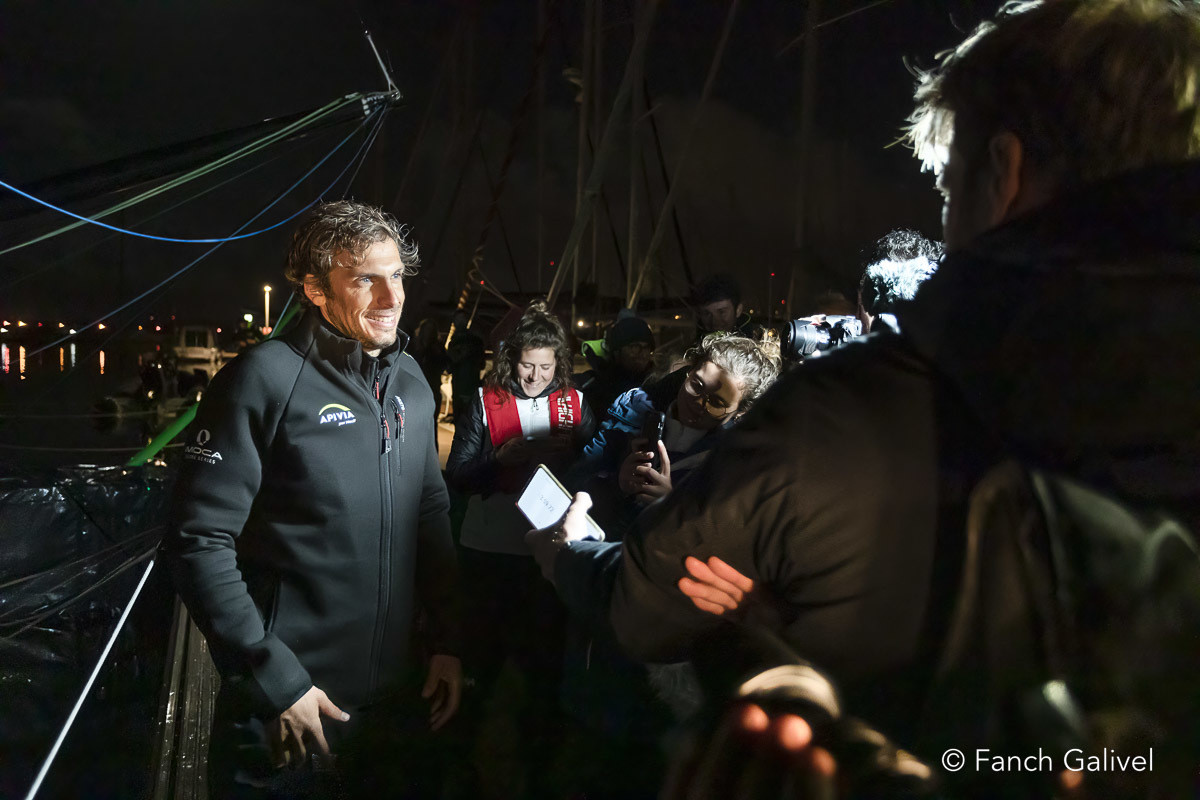 13 Mai 2022_Arrivée de Charlie Dalin (Apivia) à Brest lors de la Guyader Bermudes 1000 race.