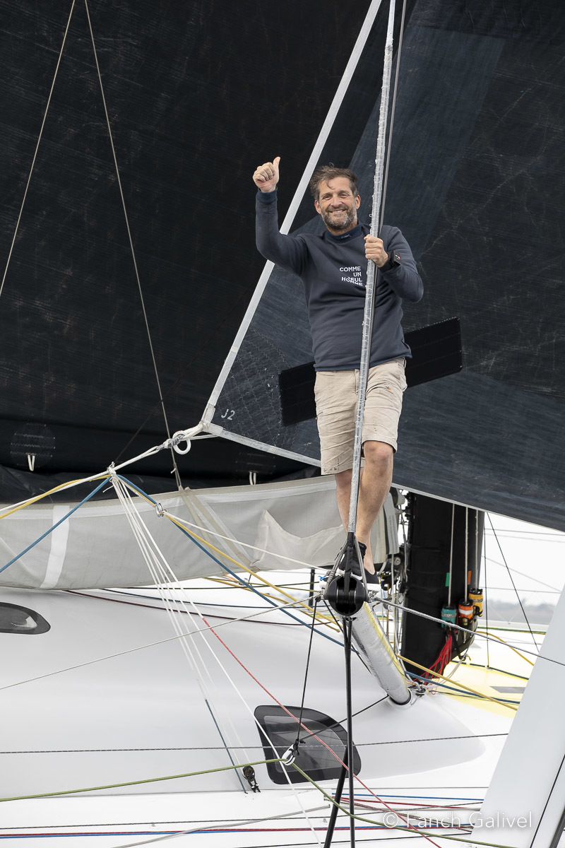 Arrivée de Eric Bellion ( 7ème ) avec l'Imoca "Commeunseulhomme Powered By Altavia " lors de la Guyader Bermudes 2022.
