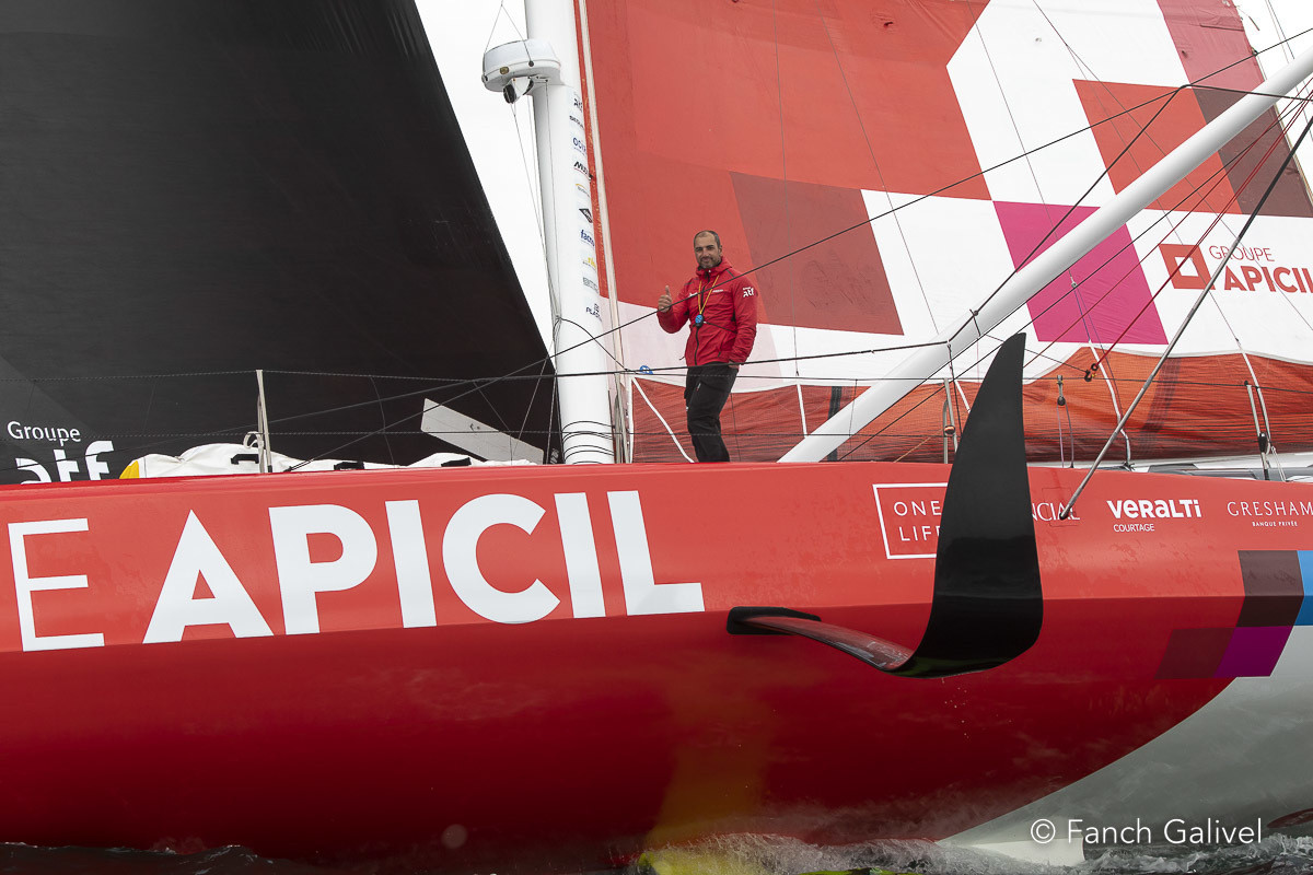 Arrivée de Damien Seguin ( 9 ème ) avec l'Imoca "Groupe APICIL " lors de la Guyader Bermudes 2022.