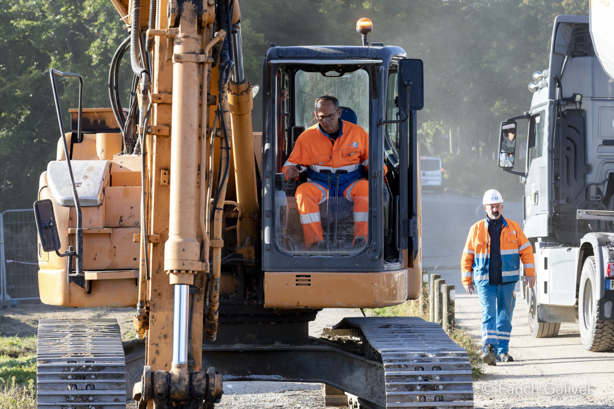Travaux de terrassement _ Chantiers de renouvellements canalisation d'eau brut à Queven