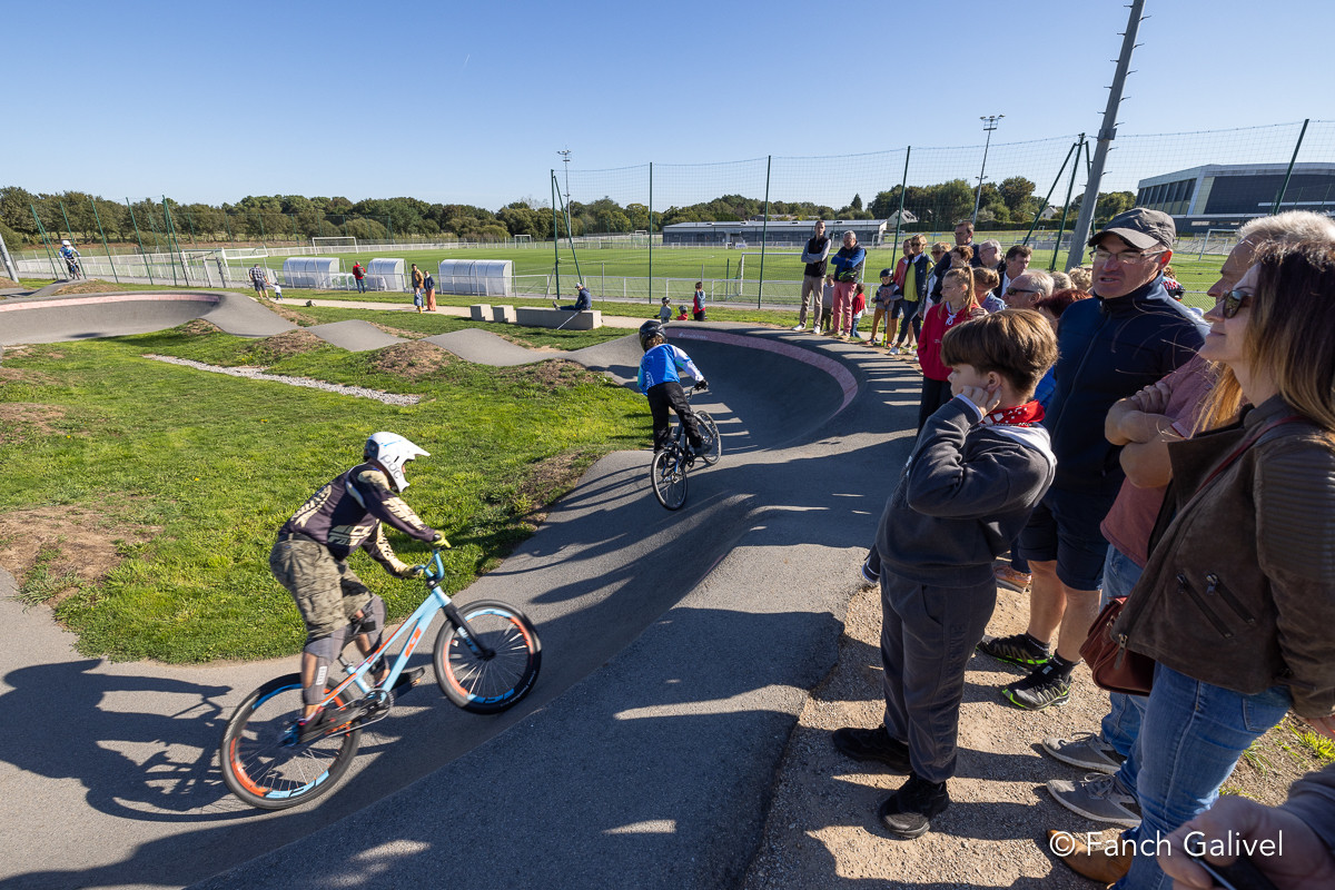 Balade vélo et animations pour l’inauguration des nouvelles pistes cyclables de Brec’h. Semaine du développement durable.