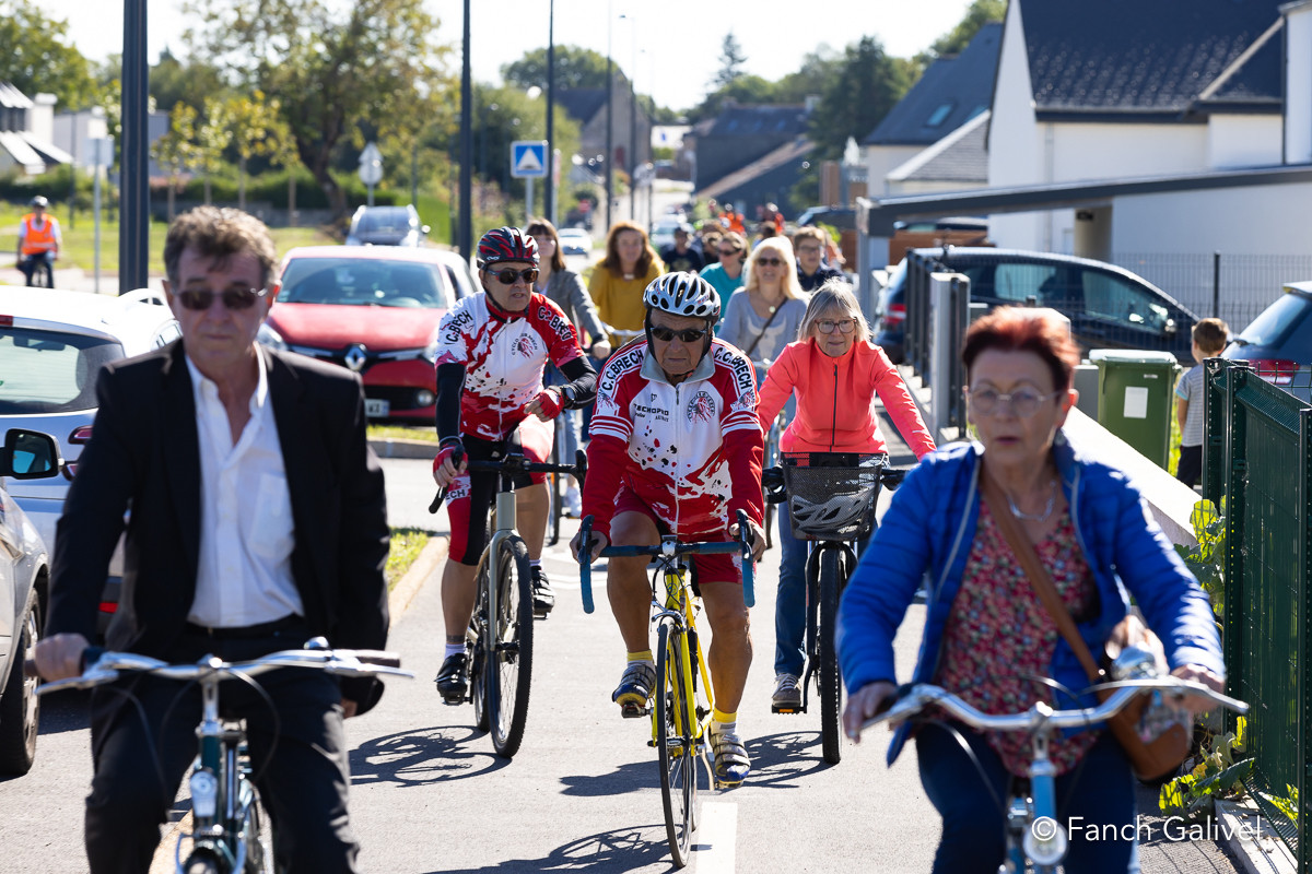 Balade vélo et animations pour l’inauguration des nouvelles pistes cyclables de Brec’h. Semaine du développement durable.