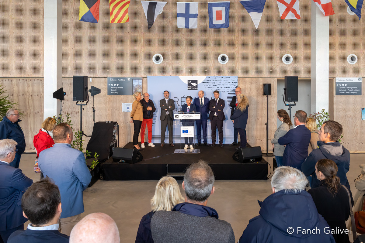 Inauguration de la gare maritime de Quiberon en présence d'élus