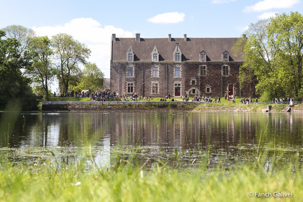 Fête de la Bretagne 2016_Chateau de Comper_La Pentecôte du Roi Arthur . Château de Comper.
