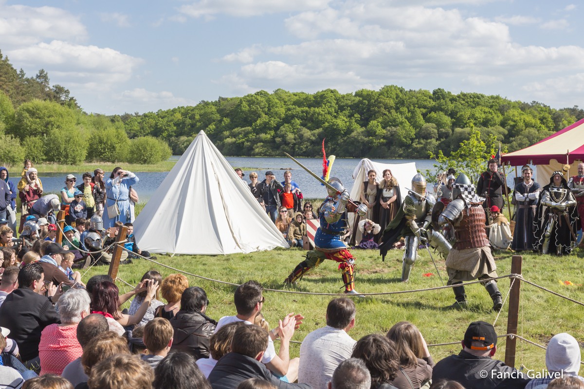Fête de la Bretagne 2016_Chateau de Comper_La Pentecôte du Roi Arthur . Tournoi de chevaliers.