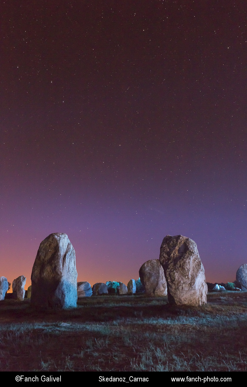 le spectacle son et lumière "Skedanoz" dans les alignements du Menec à Carnac