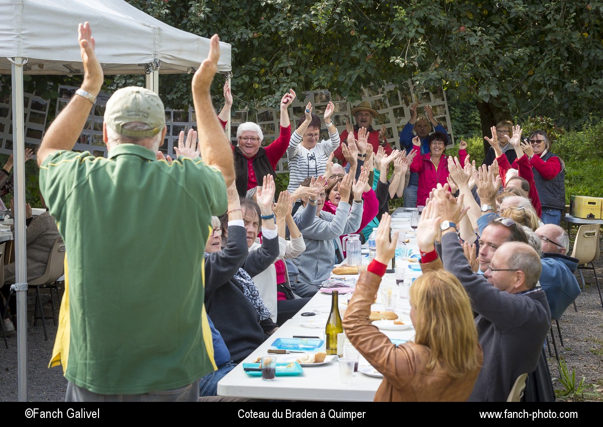 Ambiance durant le repas des vendanges. Domaine de Braden à Quimper