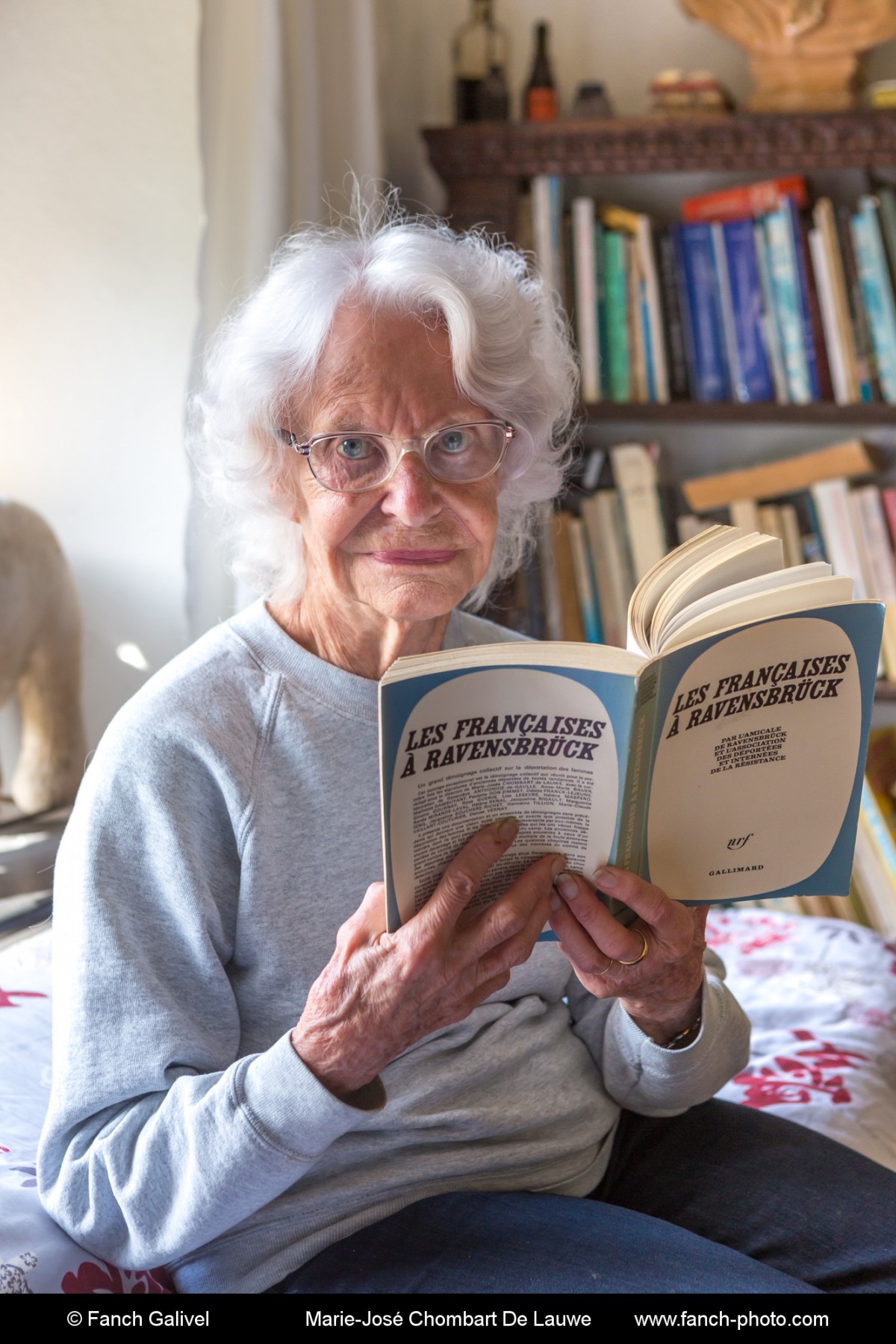 Marie-José Chombart De Lauwe dans sa résidence secondaire de Bréhat. Résistante durant la seconde guerre mondiale puis déportée à Ravensbrück.