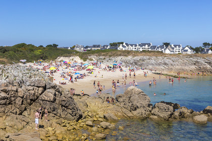The beach of Pérello in Ploemeur.