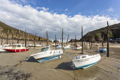 The port of Gwin Zégal in Plouha