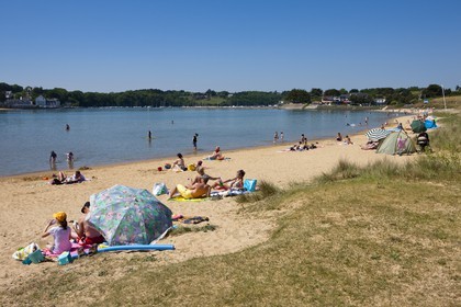 Beach of La Falaise_Guidel