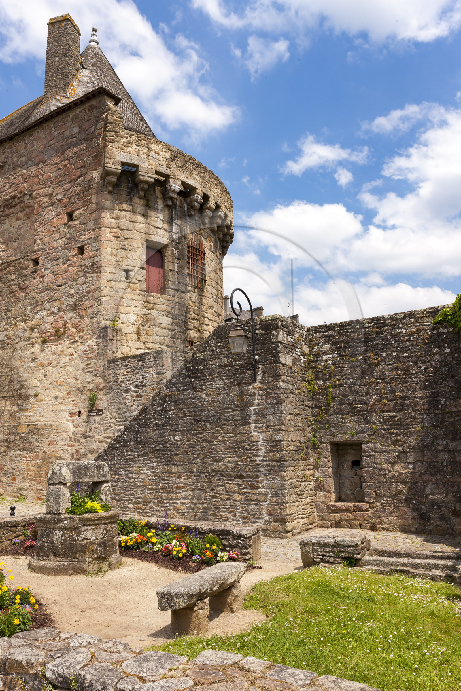 Les tours Bro Erec'h _ Hennebont