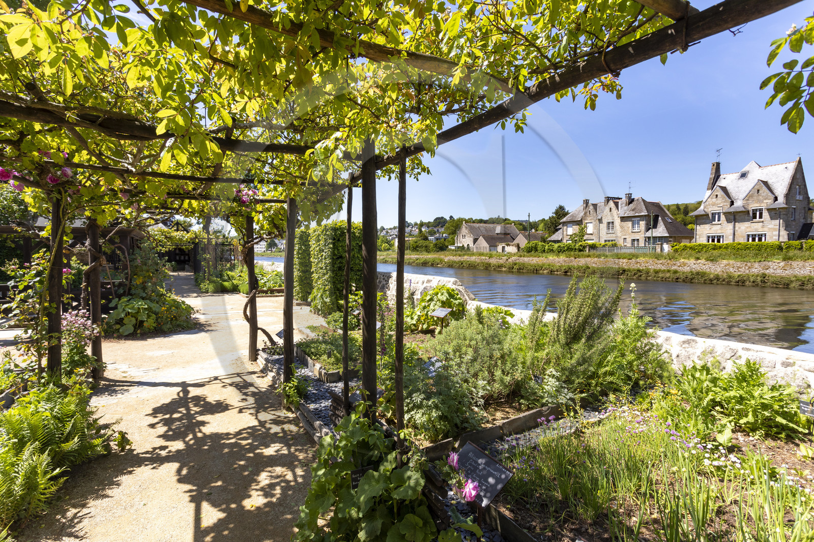Le jardin du Prieuré Locmaria à Quimper