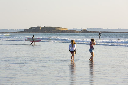 Surf sur la plages du Loch à Guidel