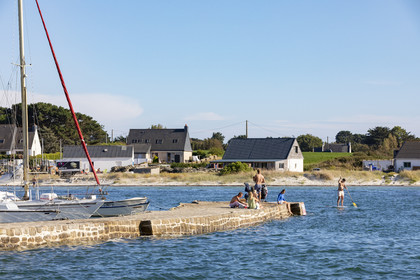 Petit port dans l'Anse du Pô à Carnac