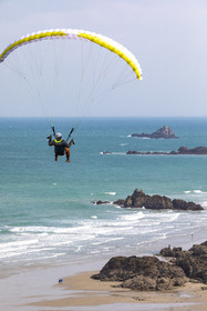 Paragliding along the cliffs of Plouha