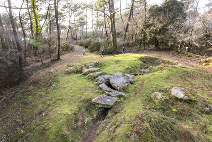 Le dolmen de Mané-Ven-Guen ou Toulvern situé à Baden
