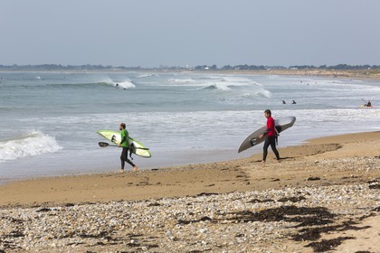 Mane Gwen beach in Plouharnel