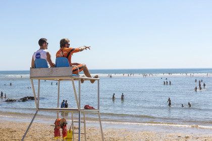 Surveillance des plages. Plage de la Falaise à Guidel.