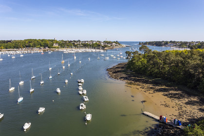 View of the Odet estuary _ Bénodet